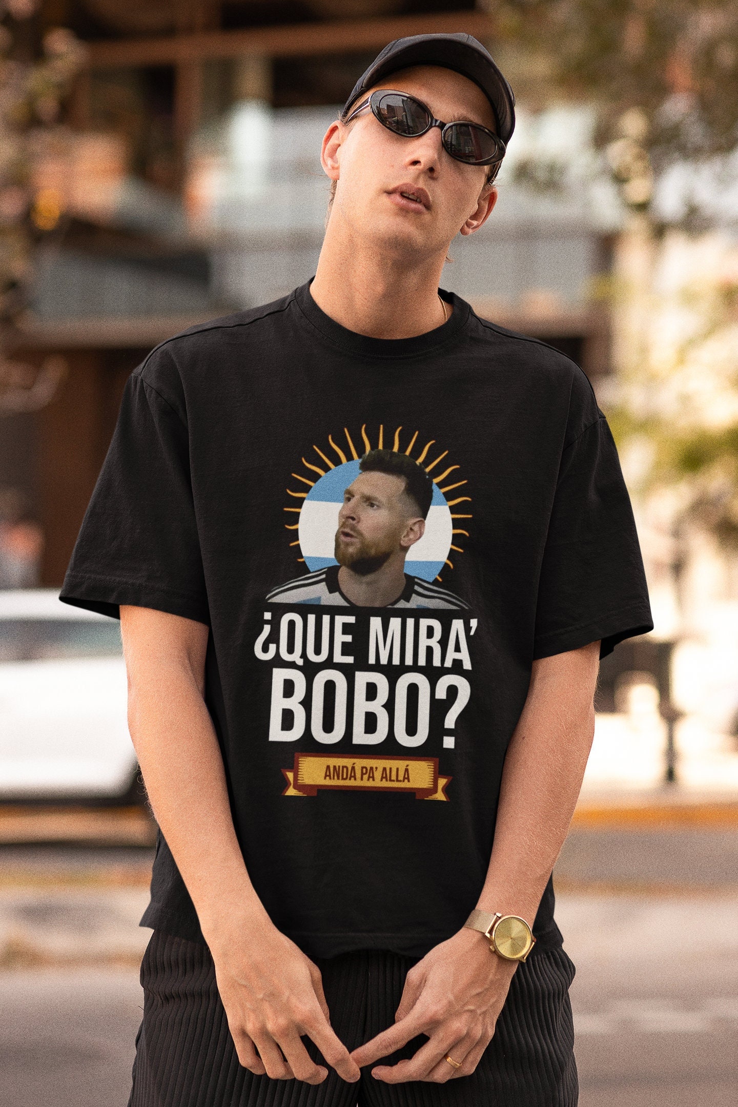 Discover Que Miras Bobo Viral Meme Que Mira Bobo Anda Pa Alla  Classic T-Shirt