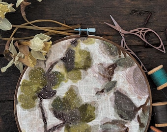 Hand Embroidered Wall Art: Modern Floral Embroidery Hoop