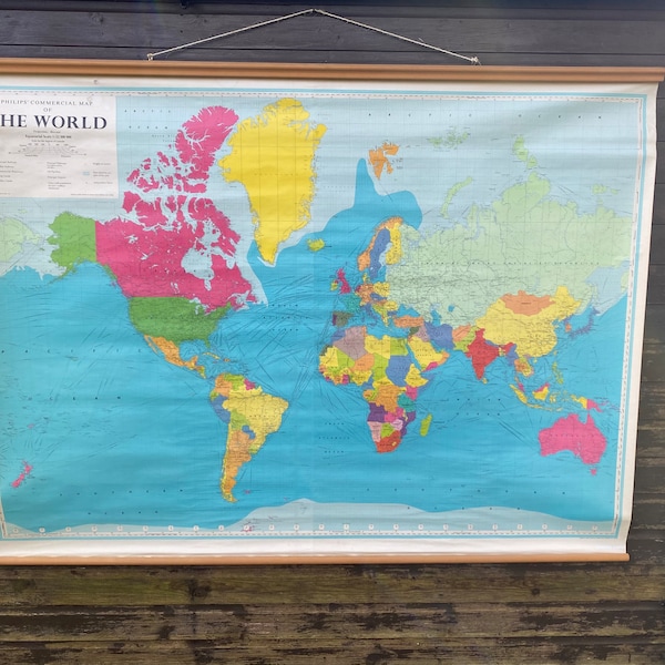 Educational old pulldown school, chart map of the World in English 1983