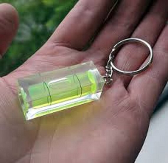 Spirit level shop keychain