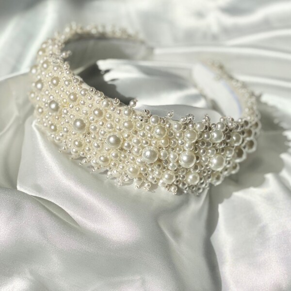 Pearl Bridal Headband| Perfect Gift for the Bride| Hen Party Headband| Bride Crown| Pearl Wedding Headband| Bride Accessory