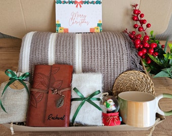 Personalized Christmas Cozy Gift Box with Blanket | Christmas Care Package | Unique Christmas Present | Warm and Cozy Gift | New Year Gift