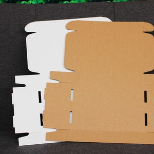 Caixas postais de papelão 70% reciclado, ecológicas e biodegradáveis