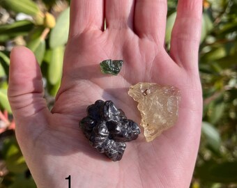 POWER CRYSTAL BUNDLE / Moldavite / Libyan Desert Glass / Prophecy Stone / Tektite / Ldg / Egypt stone.