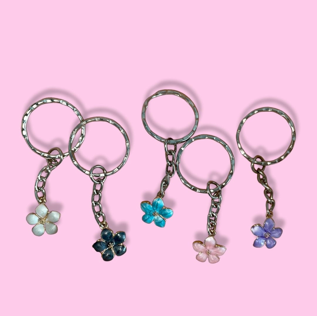 Handmade Flower Keychain 5 Colour Options Etsy