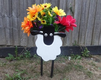 Sheep planter / sheep plant pot