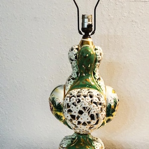 Antique italian capodimonte porcelain table lamp