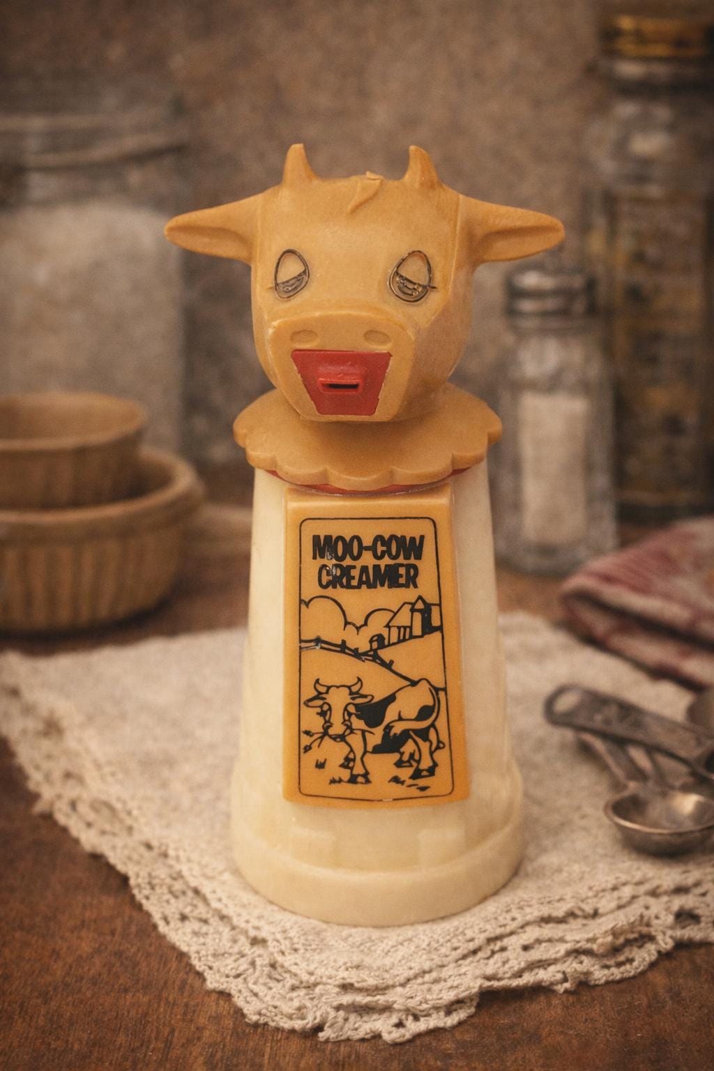 Vintage Whirley Moo Cow Creamer, 1960s Plastic Diner Dispenser