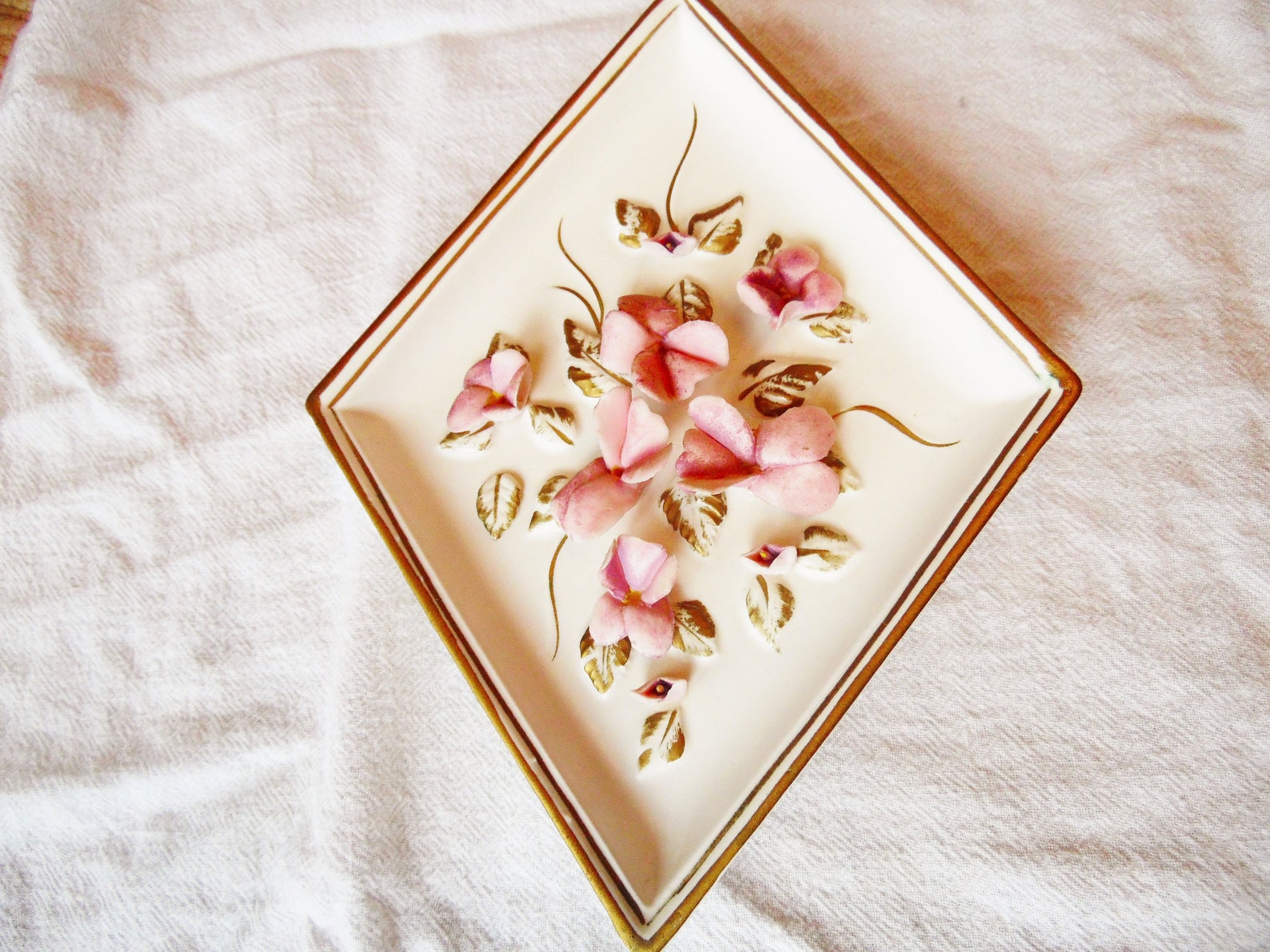 3D Raised Flower Ceramic Plaques Wall hanging with gold trim Etsy