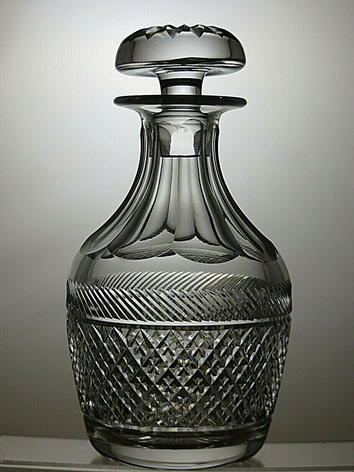 Decanter rotondo in cristallo Tudor Holbein Etsy