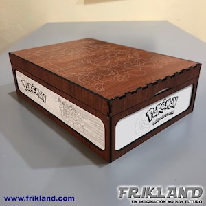 Pudełko Pokemon TCG Storage Premium (2 miejsca na karty krajobrazowe)
