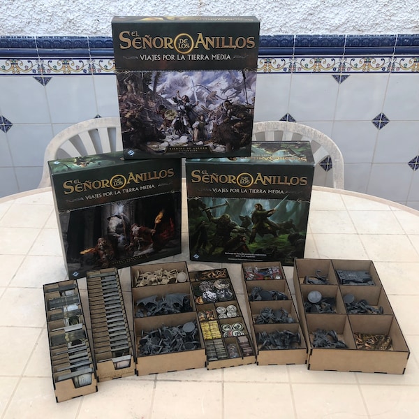 Journeys in Middle Earth organizer / insert