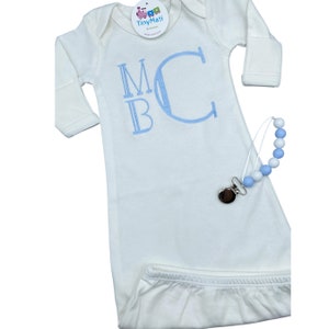 Personalized Newborn Coming Home Outfit, Gender Neutral Gown, Embroidery Monogrammed Newborn Baby Sleep Sack Gown, Newborn Pictures Clothes,