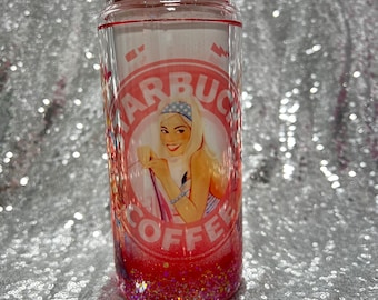 Taza de vidrio rosa / Margot Robbie / Snowglobe tYumbler / Glass Tumbler / Vintage Doll