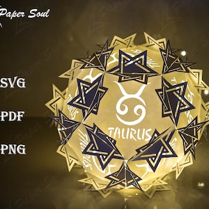 Peut inclure: Une lanterne en papier en forme de sphère avec un fond blanc et des étoiles noires. La lanterne est éclairée de l'intérieur, projetant une lueur chaude. Le mot "TAURUS" est écrit dans une police stylisée sur la lanterne, ainsi que le symbole astrologique du Taureau.