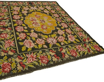 Handmade Rose Kilim Rug: 7' x 8' Moldovian Floral Decor