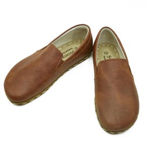 Women's Handcrafted Tan Barefoot Yemeni Leather Shoes - Zero Drop Minimalist Design Yemeni Shoes - Unique Flexible Grounding Slip-Ons