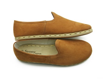 Tan Leather Yemeni Shoes: Handmade Slip-Ons