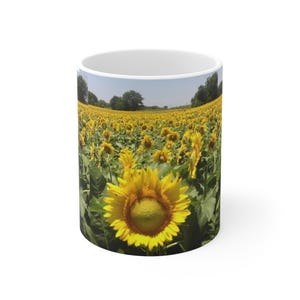Mug champ de tournesols, tasse à café de 11 oz, cadeau floral, verres pour amoureux de la nature, parfait pour une pendaison de crémaillère, un anniversaire et la fête des mères