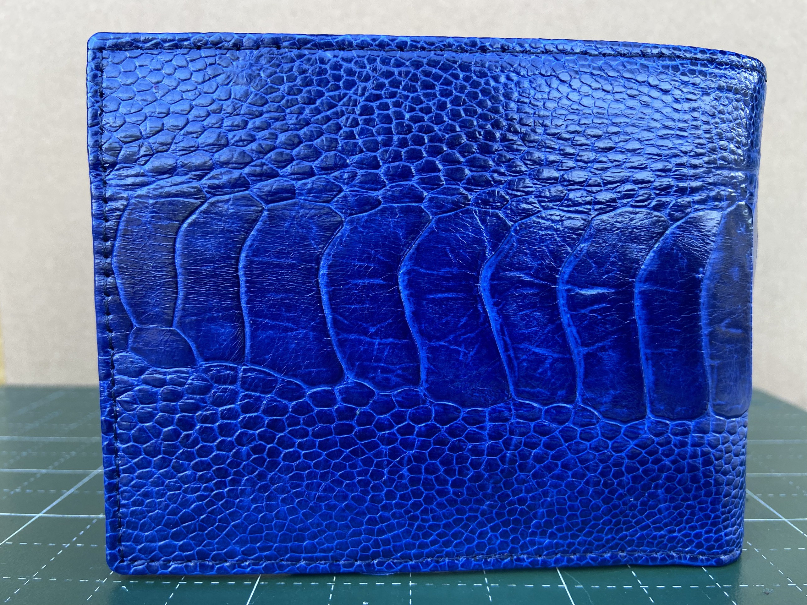 BLUE GENUINE HANDMADE OSTRICH BODY LEATHER BIFOLD WALLET CARD