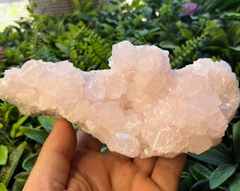 Manganocalcite fluorescent Madan- Bulgaria natural crystals, minerals, specimens, clusters, souvenirs