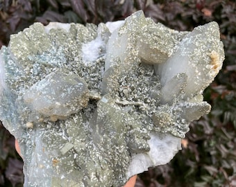 クォーツクロライトマダンブルガリア天然水晶鉱物標本クラスターお土産