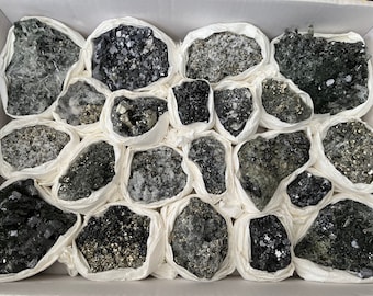 Mix minerals flat 300x400 millimeters Madan Bulgaria natural crystal minerals specimen clusters souvenirs WholesaleMineralsBox