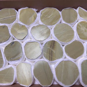 Amazing polished serpentine box 230x300 millimetres natural crystal minerals specimen clusters souvenirs WholesaleMineralsBox home decor