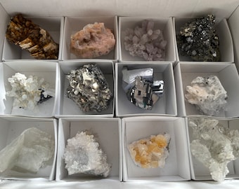 Mix flat from Bulgaria 220x140x40  millimeters natural crystal minerals specimen clusters souvenirs