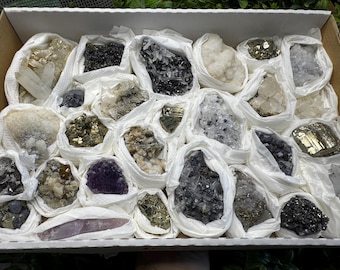 モロッコ産バナディナイト天然水晶鉱物標本クラスターお土産ホーム