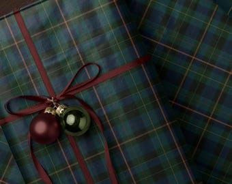 Classic Christmas Plaid Wrapping Paper. Holiday Gift Wrap. Tartan Christmas Gift Wrap. Green Christmas Gift Wrap. Vintage Plaid Gift Wrap