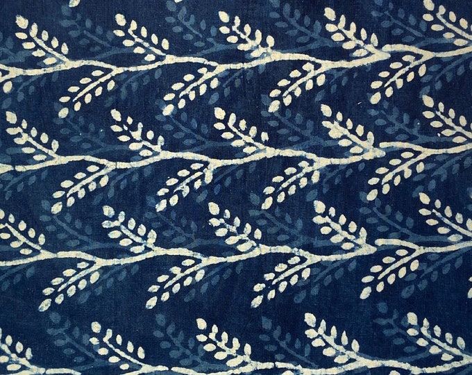 Leaf patterns Indigo/Dabu/Blue block print fabric Hand Printed Indian Fabric Natural Vegetable Dye Tablecloth Sewing Fabric, fab-471
