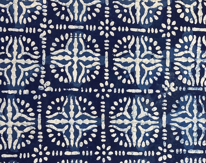 Enchanting Indigo Blooms: Hand-Printed Dabu Print Fabric with Natural Vegetable Dyes - Perfect for Tablecloths and Sewing Delights (fab-342)