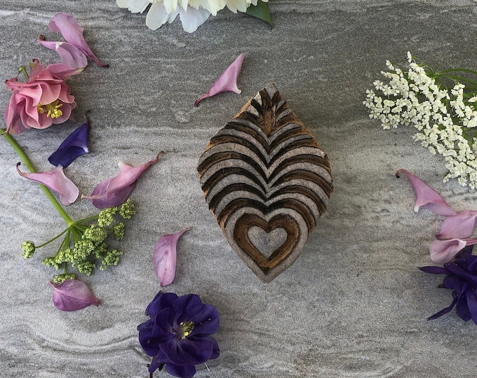 Floral leaf Heart Pattern Old Vintage Wooden Block printing block stamp for printing Hand Carved wood Ethically Sourced 6.2x4.1cm Fabricwala