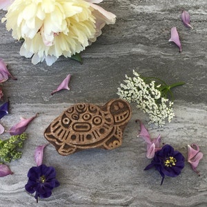 Motif écaille/tortue Tampon d'impression vintage en bloc de bois de Sesham pour l'impression, sculpté à la main, produit éthique, 6,6 x 3,5 cmFabricwala