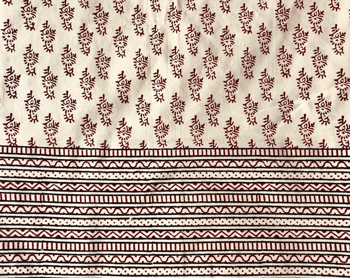 Rectangular Black/Red Bordered Booti Bagh Printed Bedsheet With 2 Pillow Covers Soft Comfy Bedspread Home decor Bedroom decor (90*108)