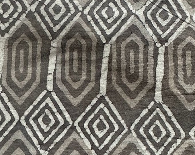 Kashish hand Block Print 100% cotton Fabric FAB267 Geometric pattern hand block print fabric Grey Hand stamped Printed Fabric FAB-267