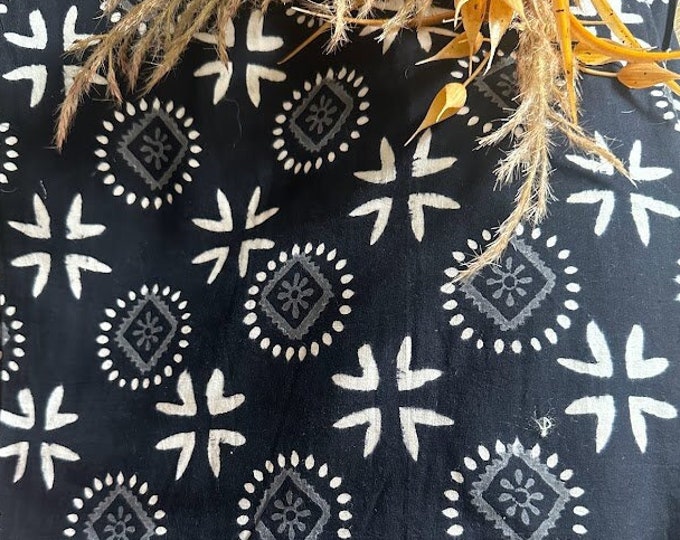 Jet black circle shape Hand Block Printed 100% cotton Fabric Geometric  fabric summer dress fabric floral print fabric FAB278