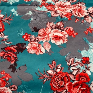 Modello classico giapponese/Tessuto per vestaglia kimono/Abito stampato in raso di seta floreale Tessuto drappeggio Materiale/Tessuto satinato/Tessuto Kimono Boho 406