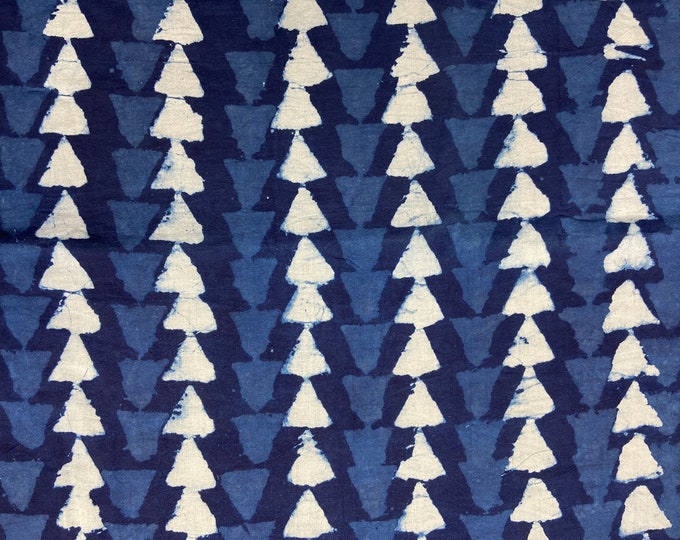 Indigo/Dabu/Blue block printS fabric Hand Printed Indian Fabric Natural Vegetable Dye Tablecloth Sewing Fabric, fab-349