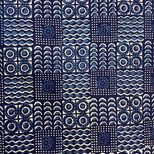 Tessuto indiano stampato a mano con blocchi Indaco/Dabu/Blu Tintura vegetale naturale Tovaglia in tessuto per cucito, Tessuto al metro -2