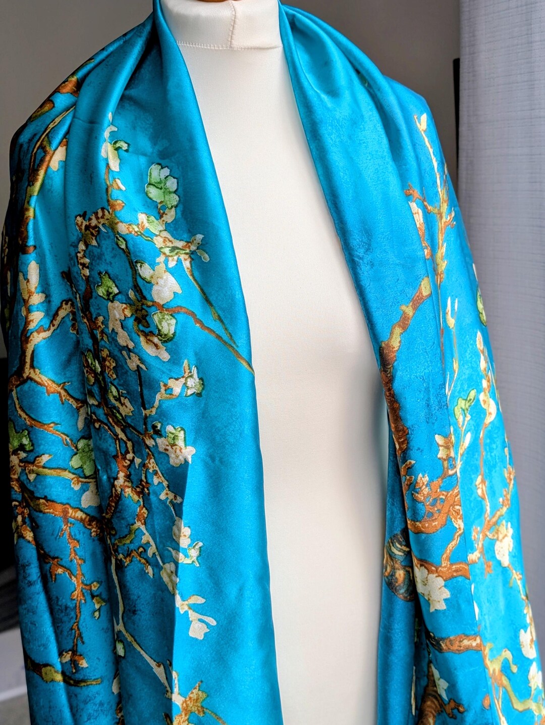 Van Gogh Silk Scarf, Almond Blossom Silk Scarf Light, Gift  display picture 1