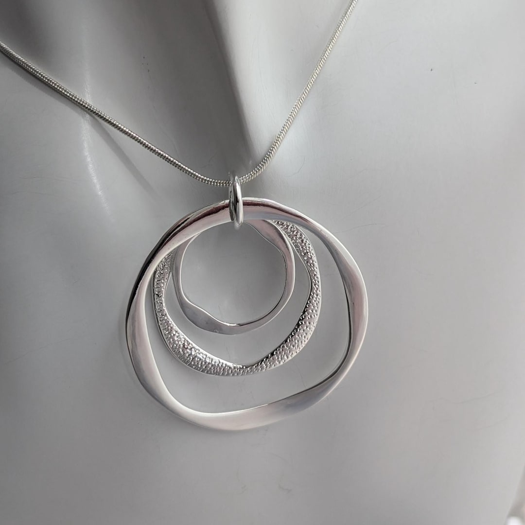 Silver Circles Pendant Necklace 40cm +bag, Chunky Necklace, Triple Circles Pendant Necklace - Etsy Australia