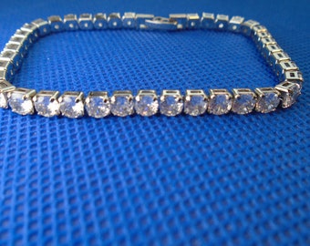 Tennis Bracelet Silver Plated 4mm , 17cm Length Chain,  Gemstone Bracelet For Women, Crystal Bridesmaid Bracelet, Cubic Zirconia Bracelet