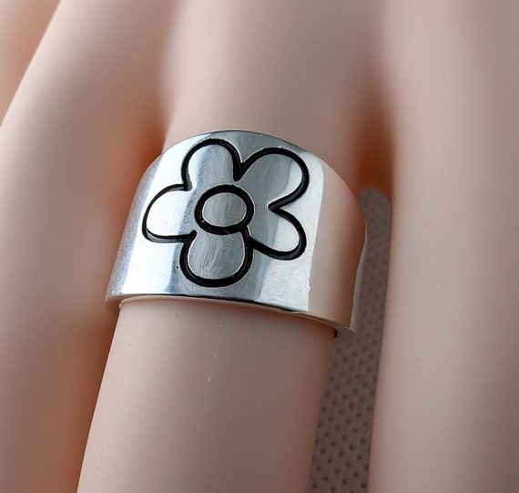 Ring 925 Silber Damen Echter Sterlingsilberring 925 Mit Blumen-Motiv – Handgefertigt, Massiv & Stylisch Gänseblümchen Ring