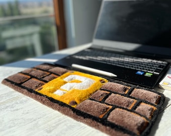 Handgefertigte Gamer Schreibtischmatte: Pixel Art Tastatur Handgelenkauflage