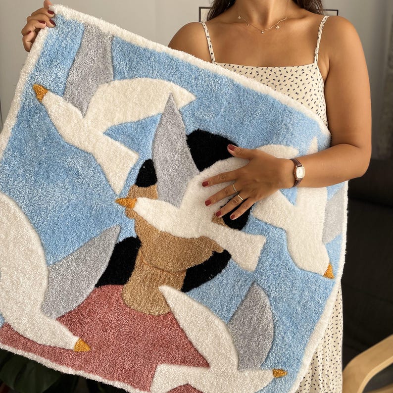 Handmade Tufted Rug: Shaggy Acrylic & Bamboo Blend, 'Free Woman' Design image 10
