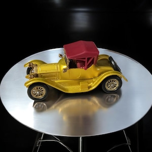 1913 Cadillac Diecast Matchbox Classic Car