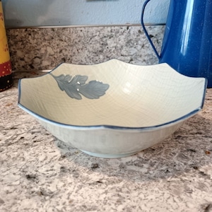 Blue Leaf and Trim Pottery Bowl Vintage