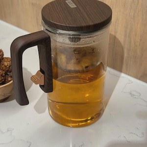 Herbal Glass Teapot with Infuser – 520 ml Borosilicate Tea Infuser Pot with Wooden Handle, Loose Leaf Brewer